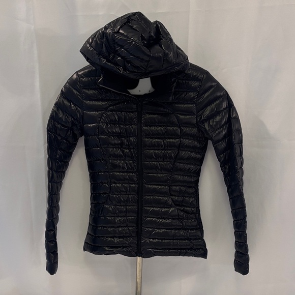 lululemon athletica Shiny Black Puffer Jacket - Picture 1 of 3